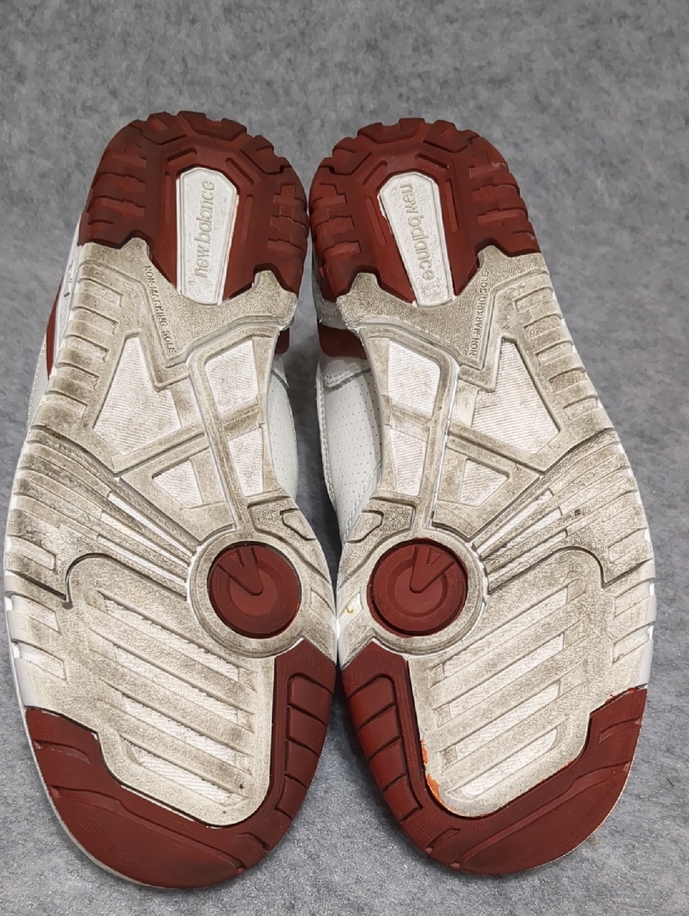 New Balance 550 White and Red Low-Top leather Women's Sneakers, Size 6.5 - Picture 7 of 8